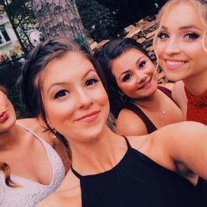 Meet your Posher, Ali